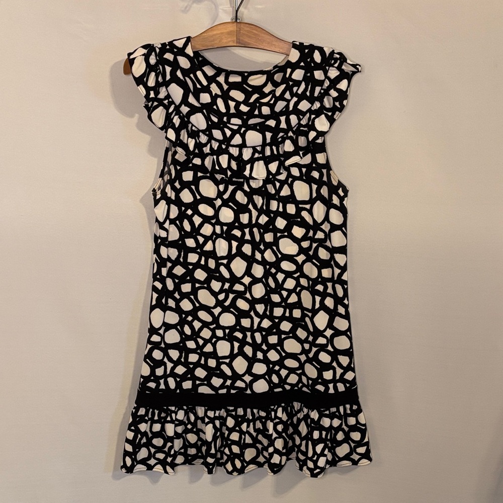 BCBG MaxAzria Black and White Ruffle Sleeveless Dress Size Small